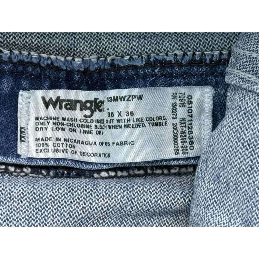 Wrangler Cowboy Cut Jeans Mens 30x36 Med Wash Blue Distressed Denim 13MWZPW